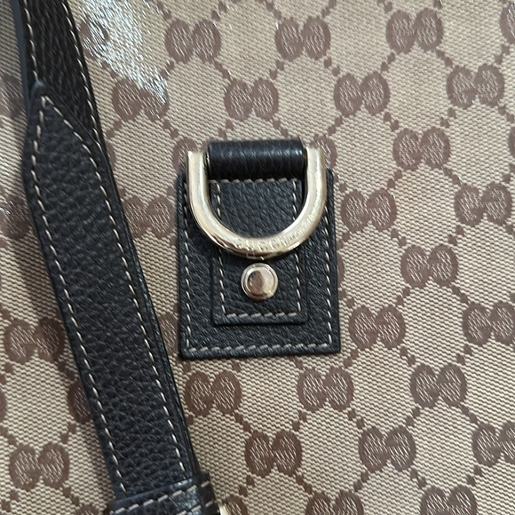 Authentic Gucci GG Monogram Medium Flat bag in perfect condition canvas coated - Picture 2 of 12